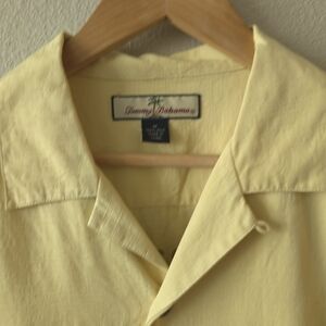 Tommy Bahama Shirt Chairman Of The Board Medium Yellow Embroidered